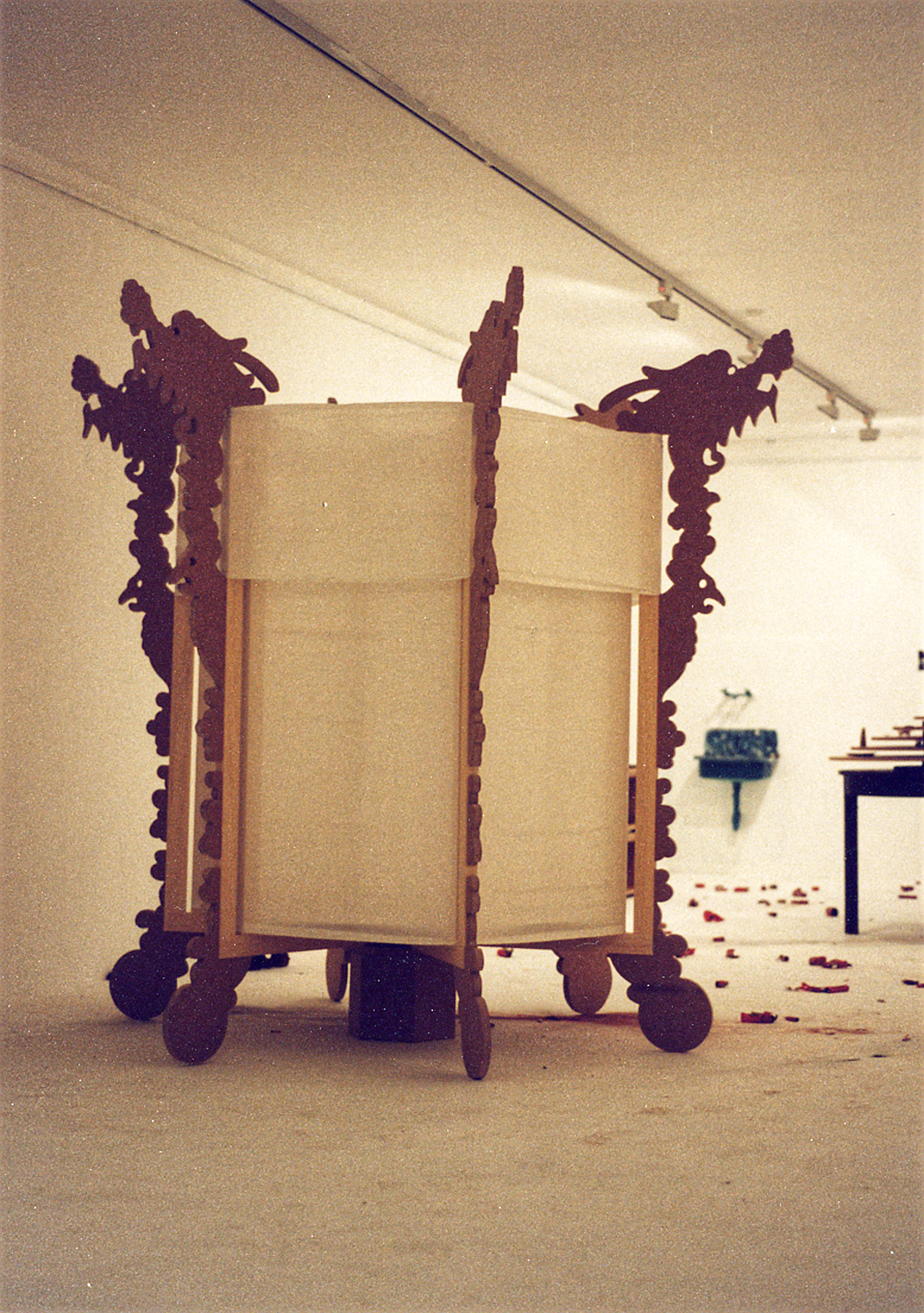 Drachenlampe, Ansicht Färberei München, 2003