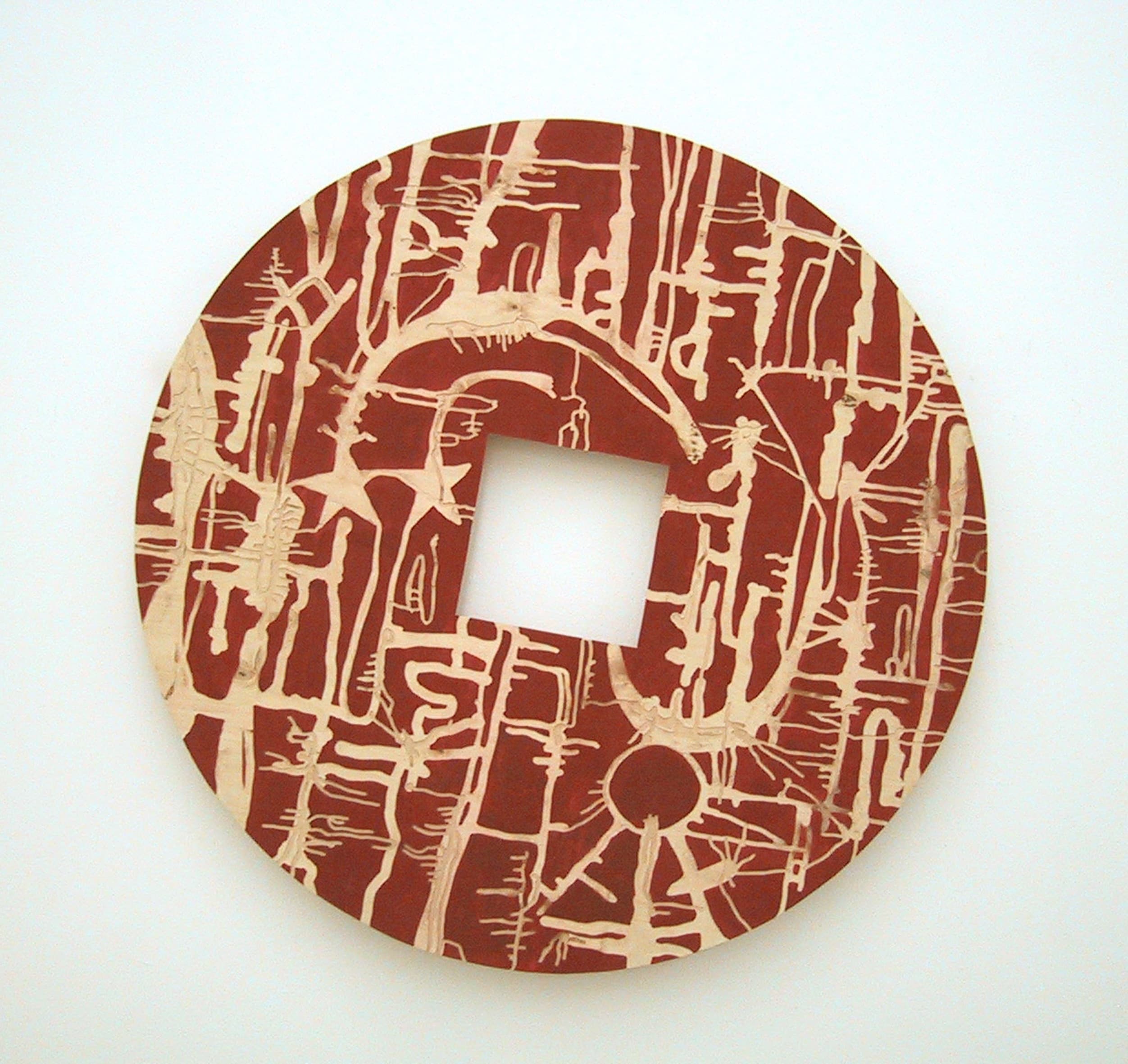 Runde gefräste Holzplatte, Teil der FAVORITEN Ausstellung im Lenbachhaus, 2005